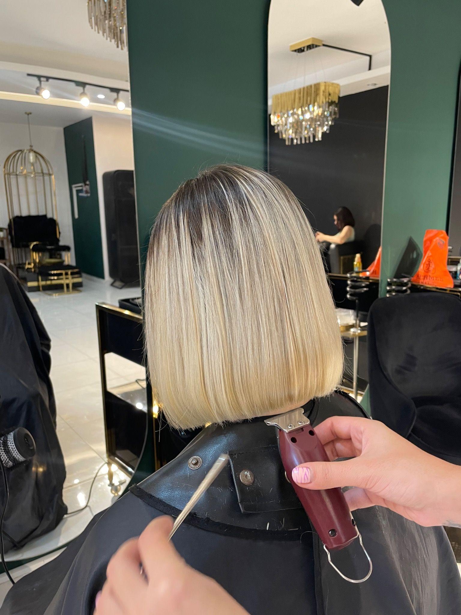 خدمات بافت مو آموزش وکوتاهی و بافت مو