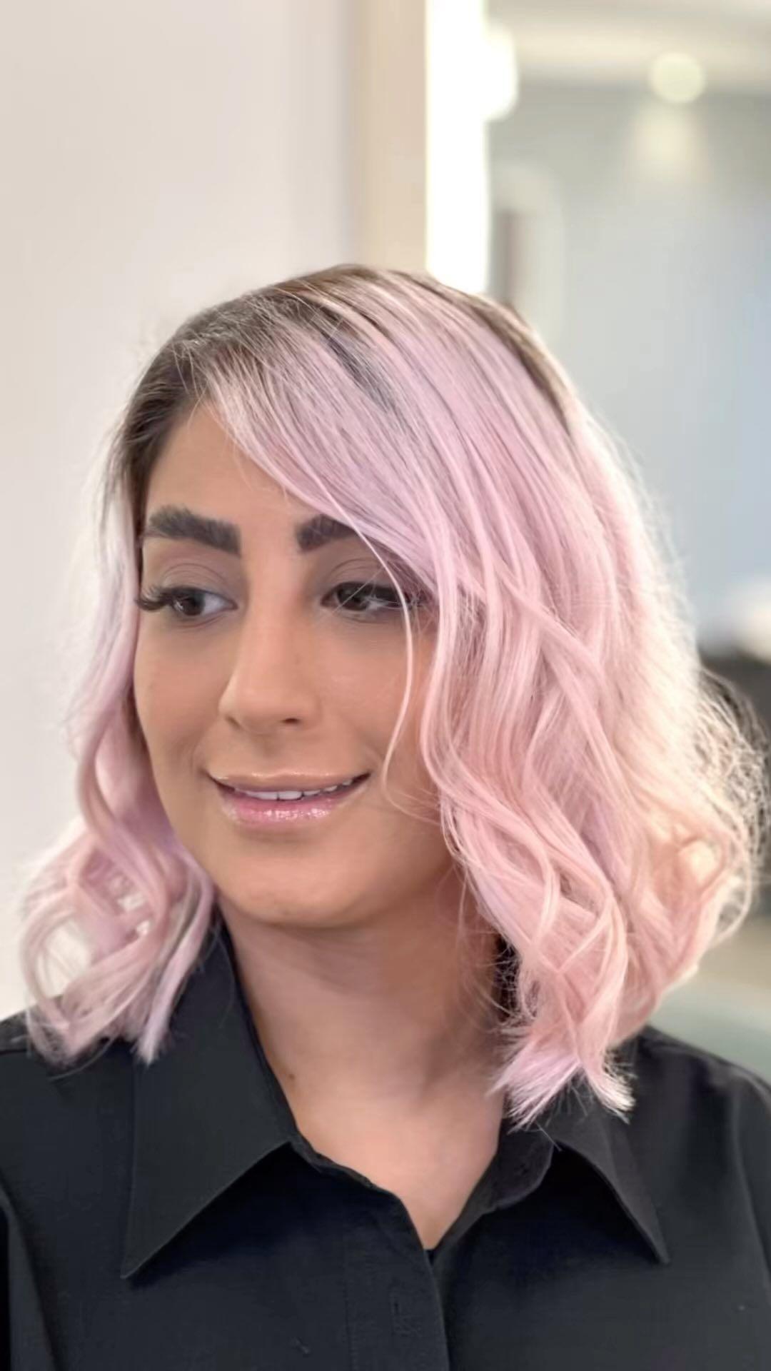 آرایشگاه زنانه مهشید مجاور