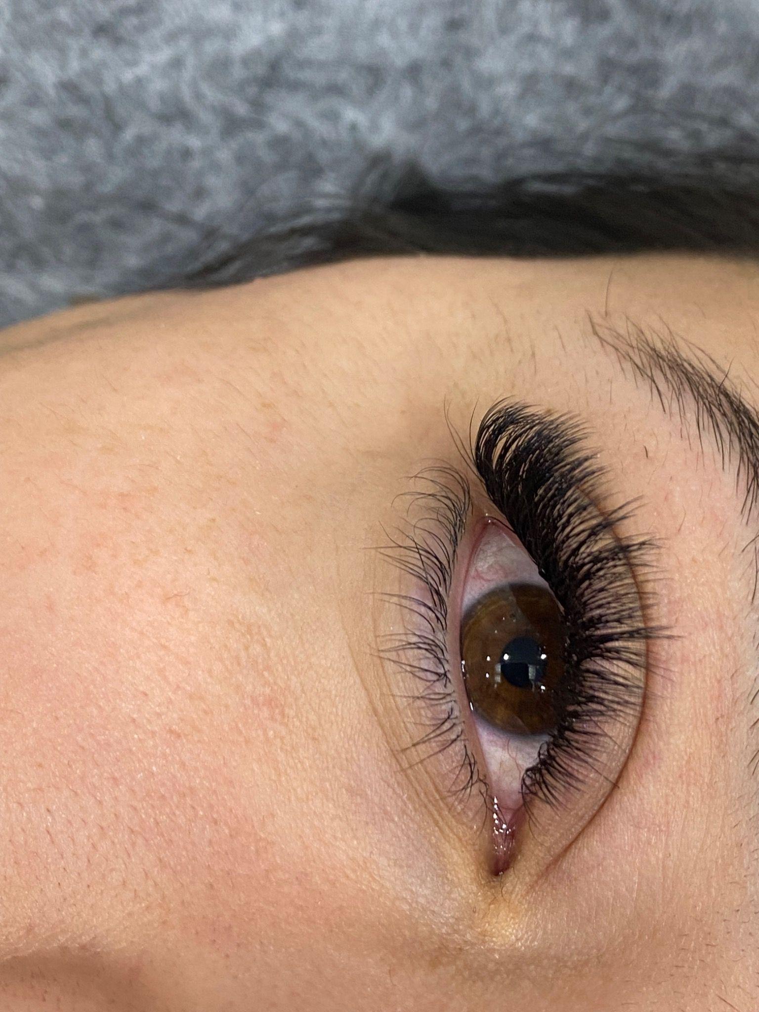 اکستنشن مژه والیوم مگاوالیوم اسپایک