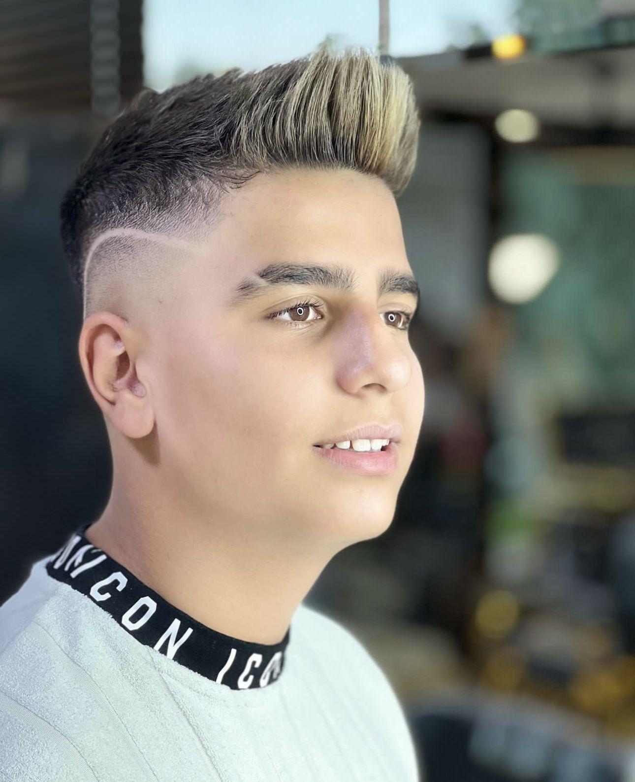 آرایشگاه مردانه مرکز  تخصصی داماد حامد دهقانی