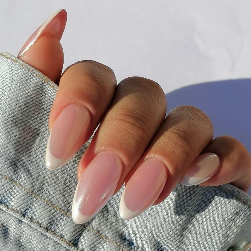 سالن ناخنکاری مری