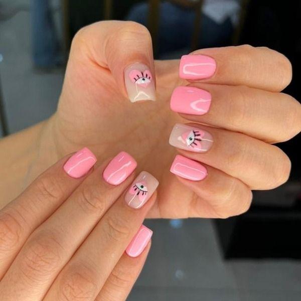 سالن ناخنکاری مری