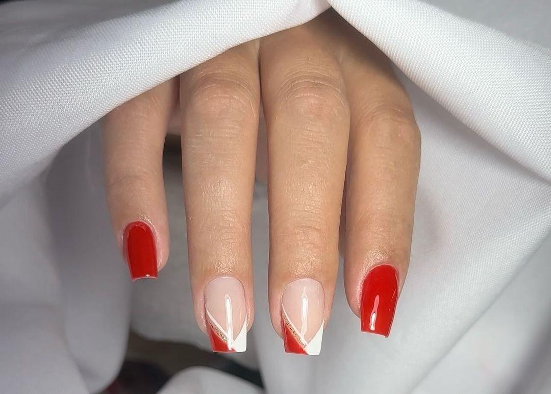 سالن ناخنکاری مری