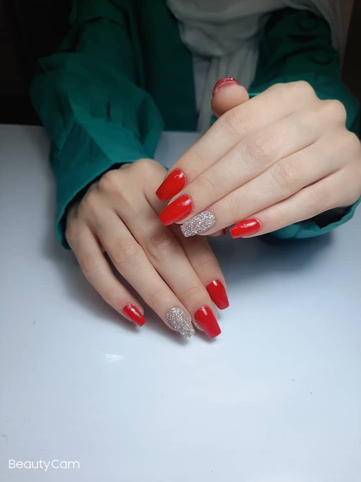 میکرو بلیدینگ و تتو بدن و کاشت ناخن