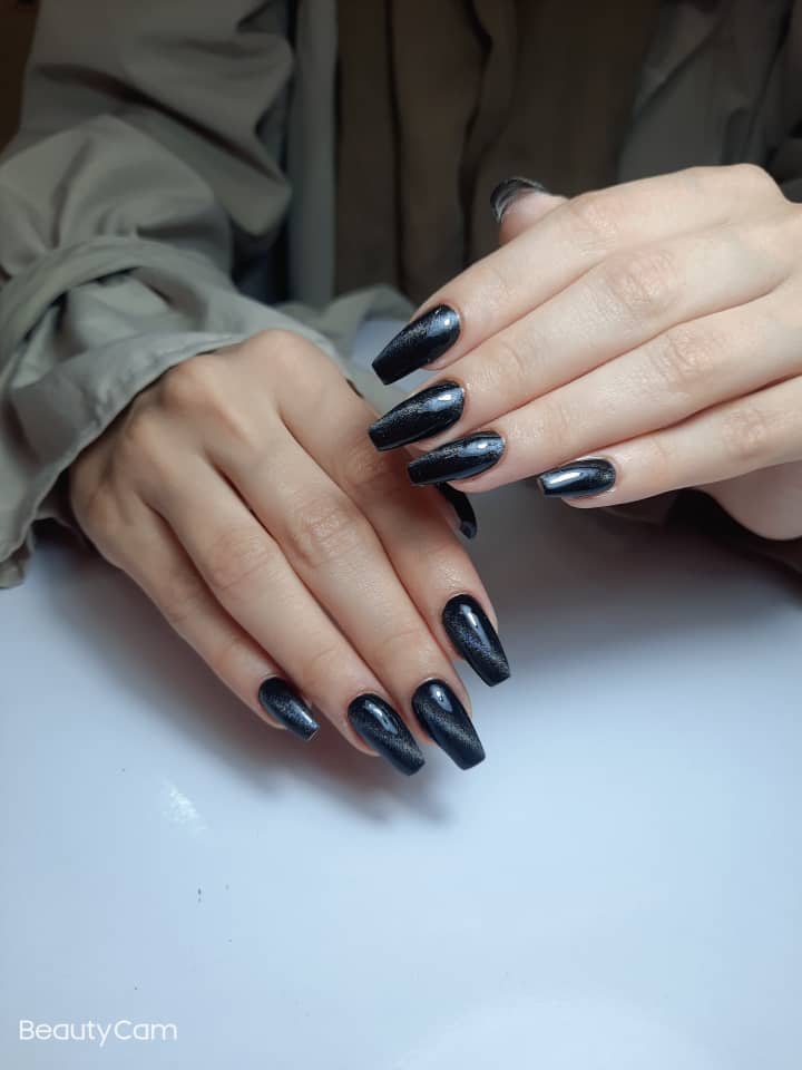 میکرو بلیدینگ و تتو بدن و کاشت ناخن