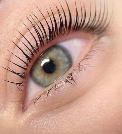 اکستنشن مژه ارومیه