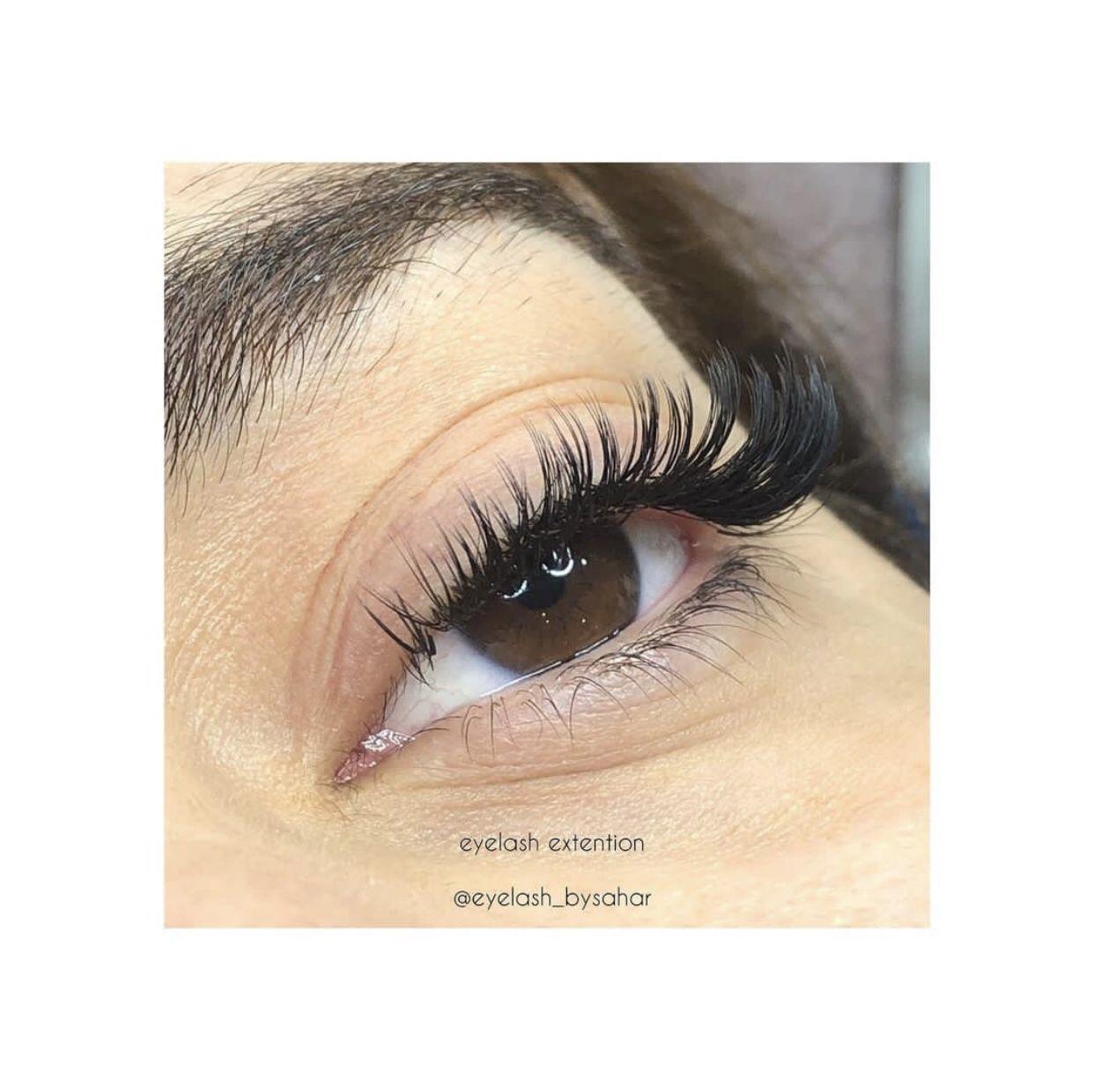 اکستنشن مژه سحر حقیقتی