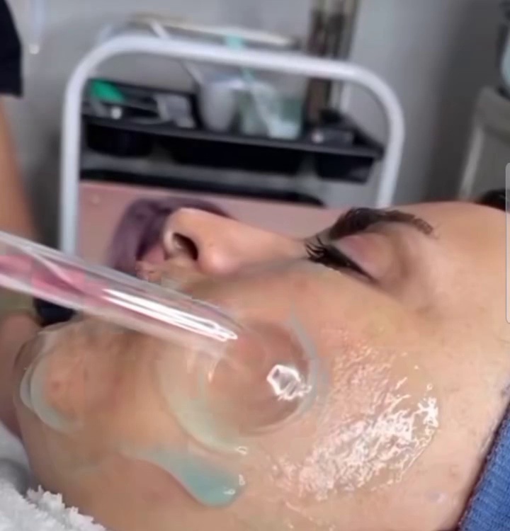 سالن تخصصی  پوست و مو اسکین لیدی