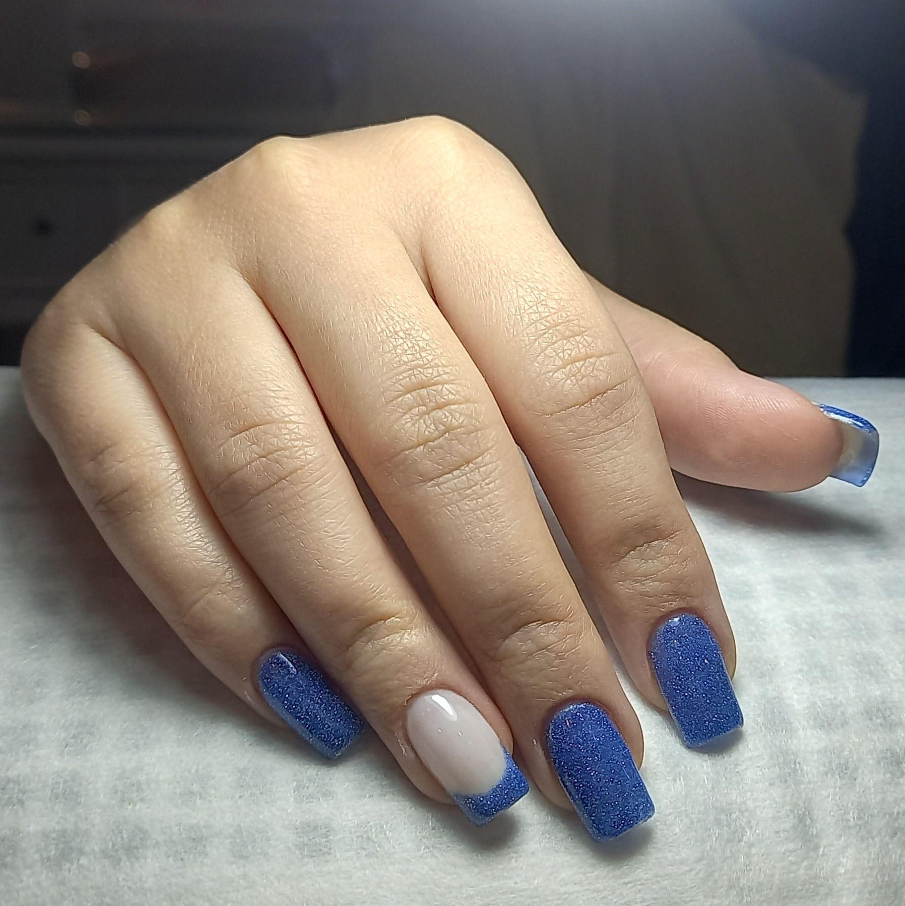 خدمات ناخن ساراحسینی