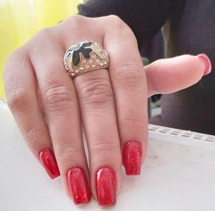 خدمات ناخن ساراحسینی