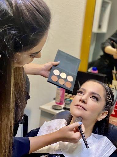 انجام کلیه خدمات سلامت و زیبایی