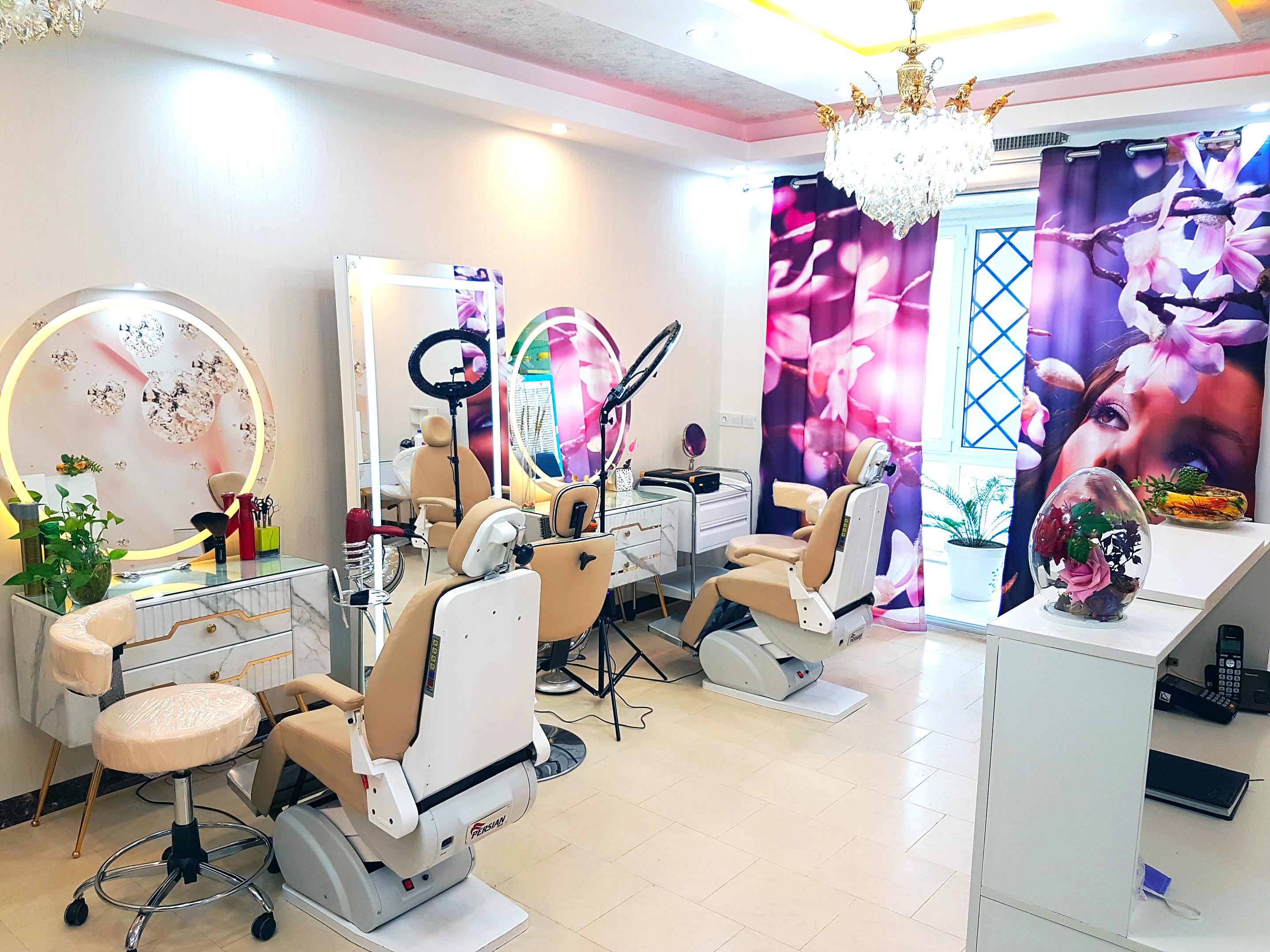 سالن زیبایی مهسا جمشیدی(فاز صفر)