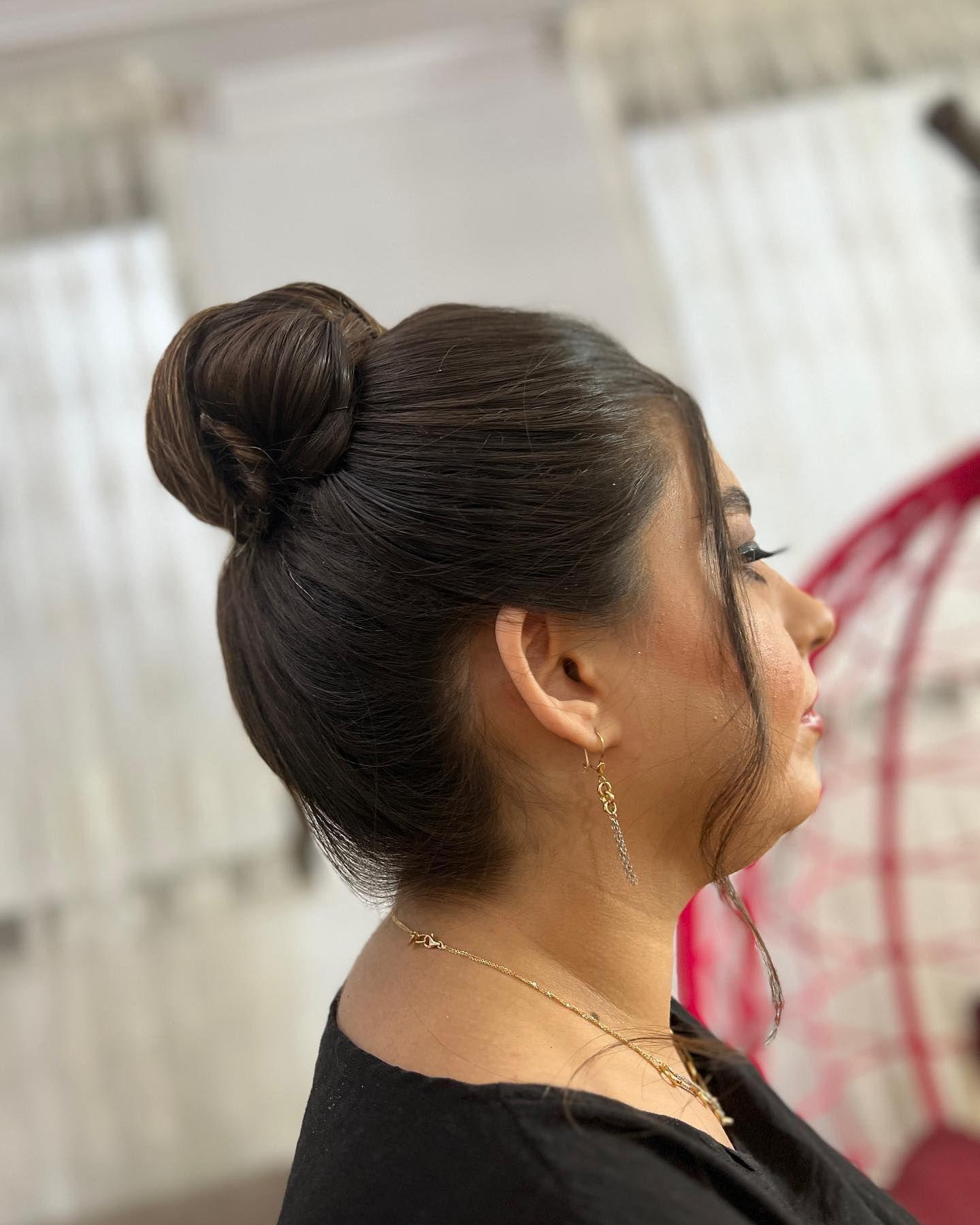 آرایشگاه زنانه گلبهار در آمل