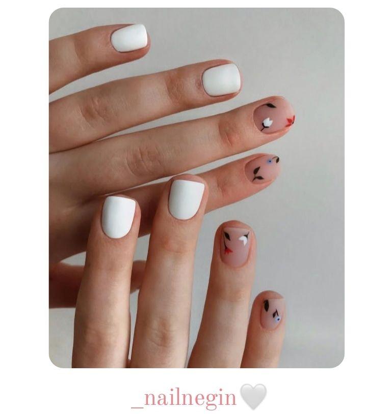 کاشت ناخن نگین