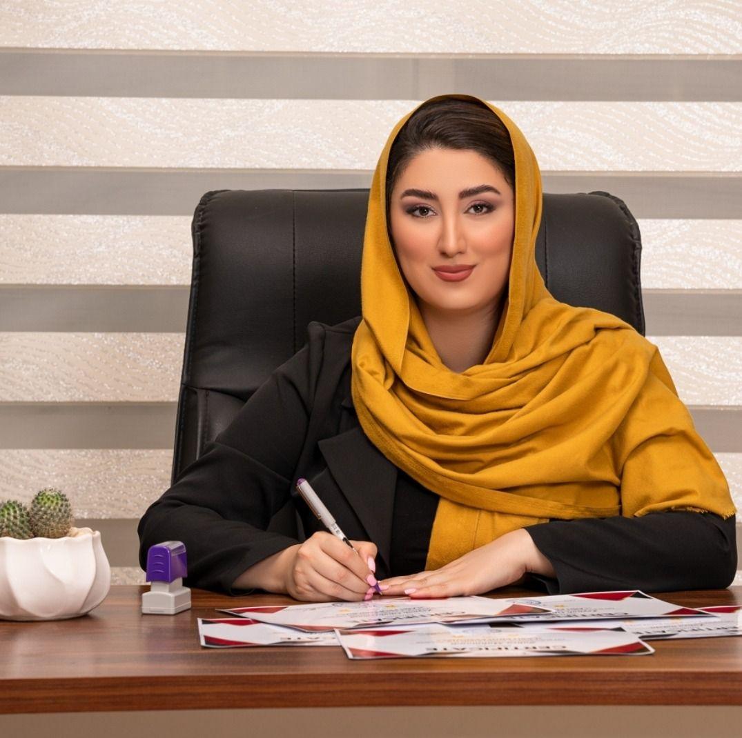 سالن زیبایی عاطفه ذاکری